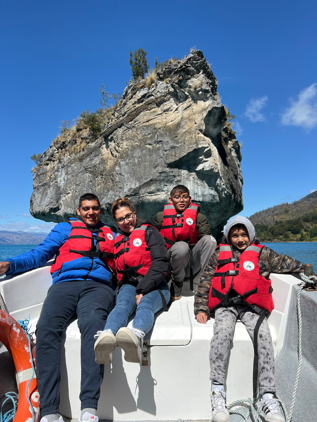 🌍 Full Day Capilla de Mármol desde Los Antiguos (Argentina) | Tour Completo a la Patagonia Chilena