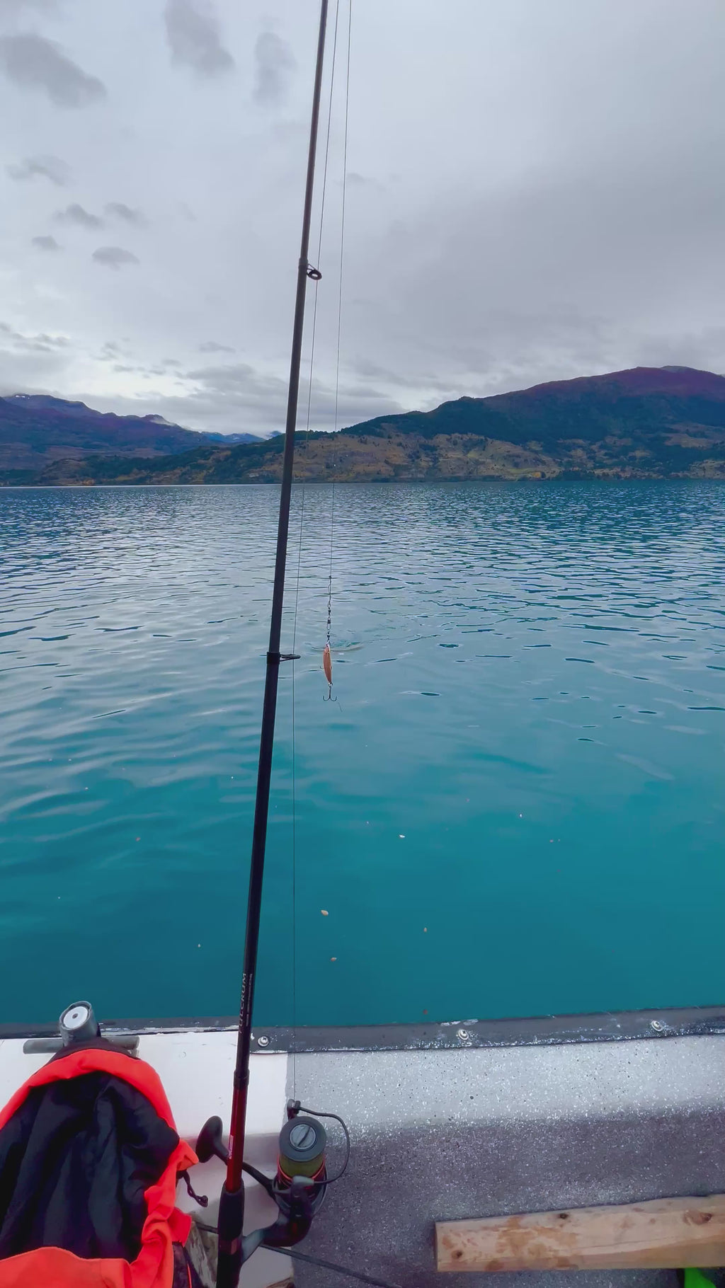 🎣 Tour de Pesca en Lago General Carrera | Puerto Río Tranquilo, Patagonia Chile