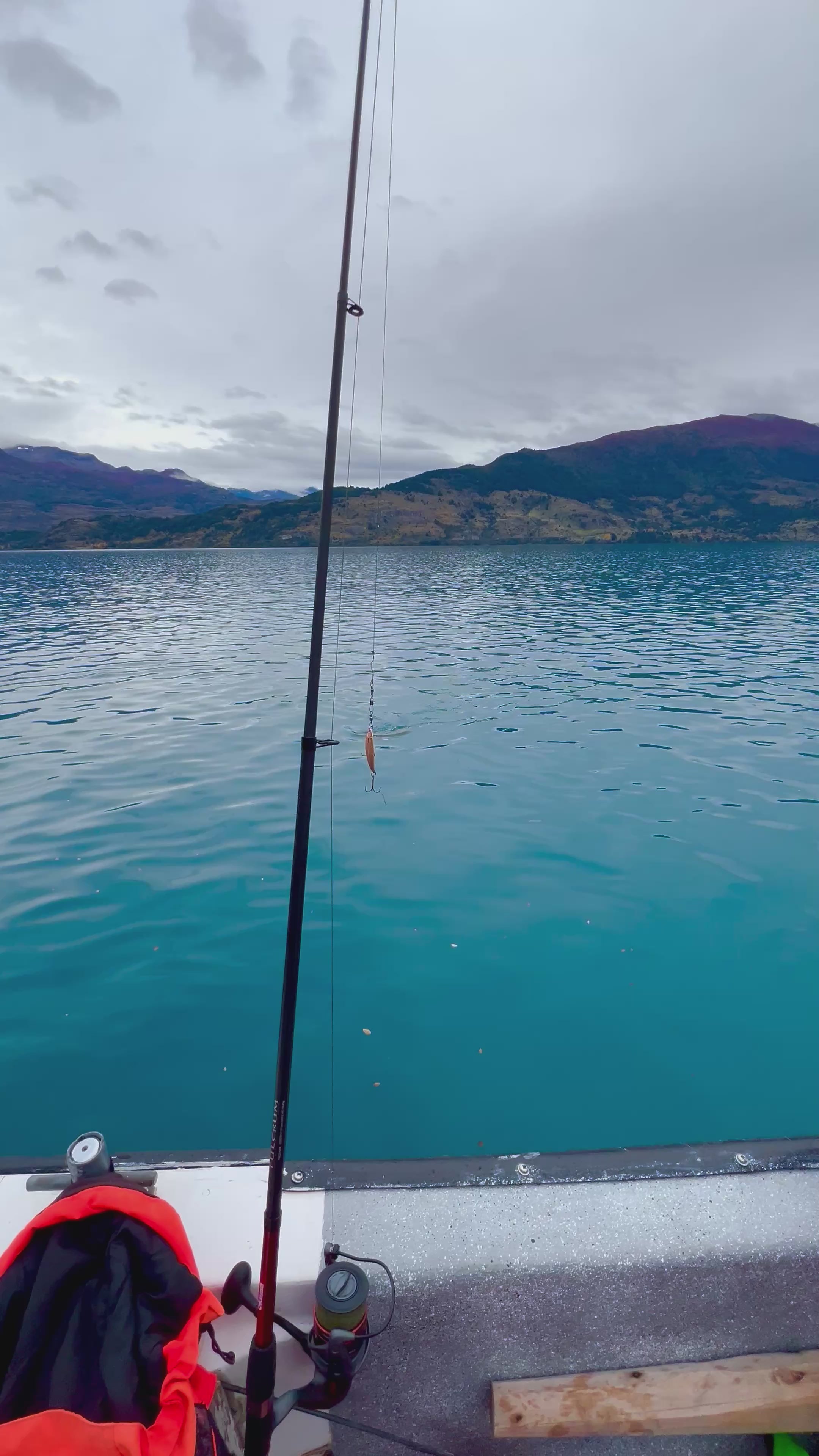 🎣 Tour de Pesca en Lago General Carrera | Puerto Río Tranquilo, Patagonia Chile